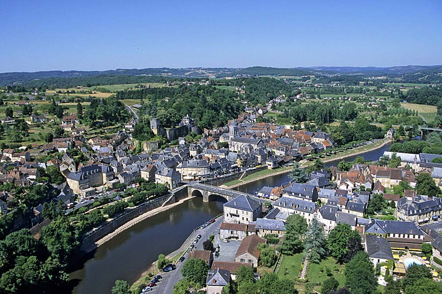 24montignac-5-e01 - Photo aérienne Montignac (5) - Dordogne : PAF
