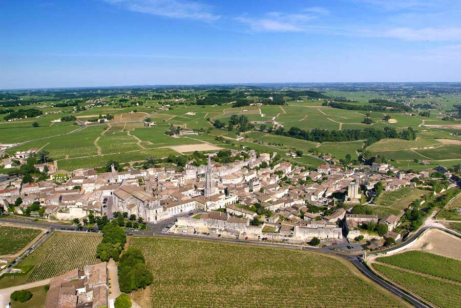 33saint-emilion-12-0605 - Photo aérienne saint-emilion (12) - Gironde : PAF