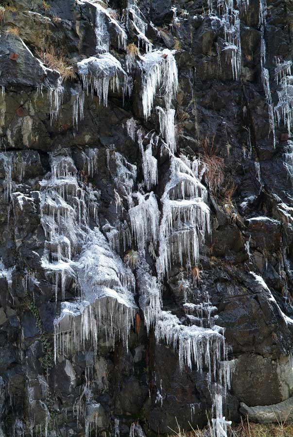 00cascade-glace-9-0306