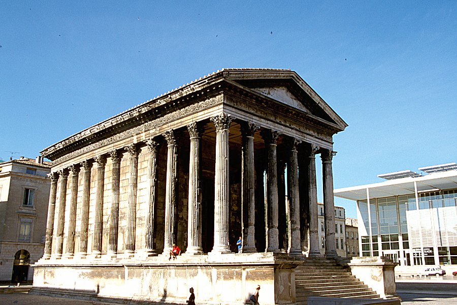 00maison-carree-1-e
