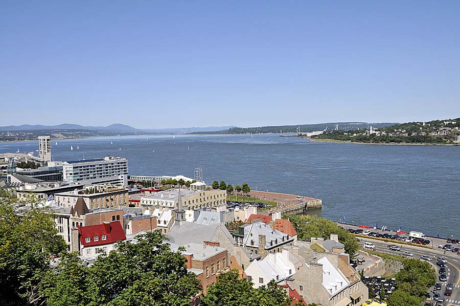 00quebec-278-0810