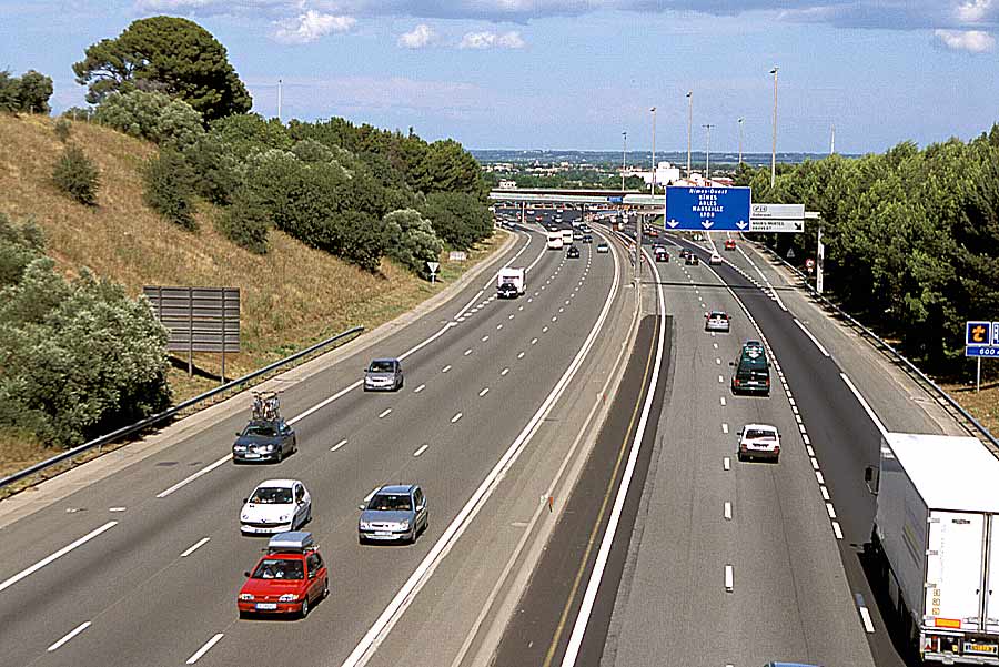 00trafic-autoroute-4-e