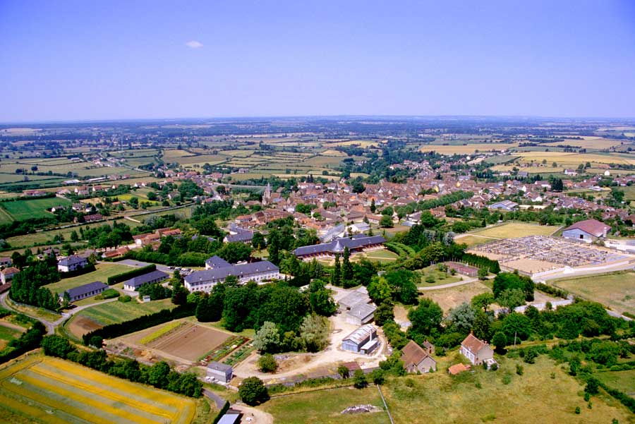 01ainay-le-chateau-1-e95