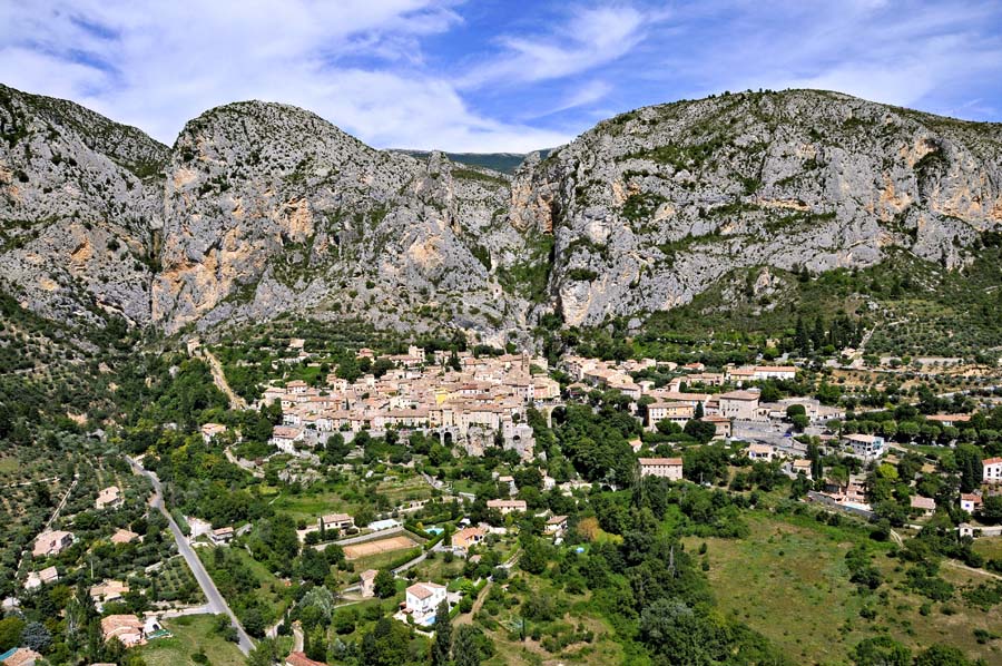 04moustiers-sainte-marie-20-0810