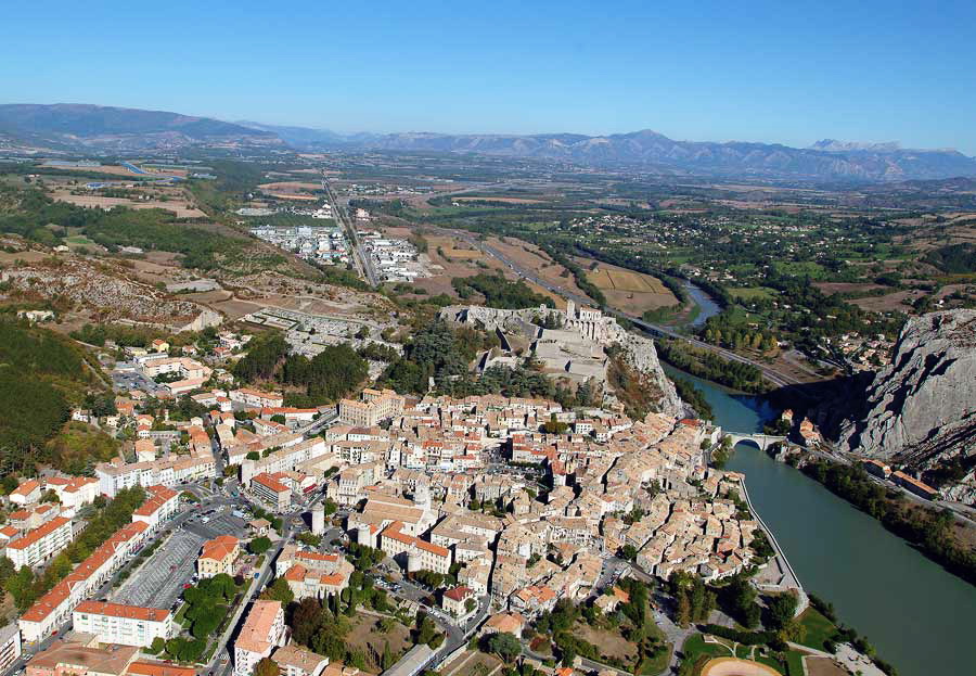 04sisteron-8-0903