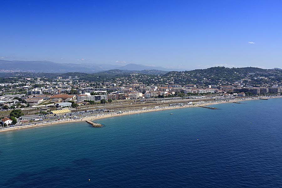 06cannes-80-0714