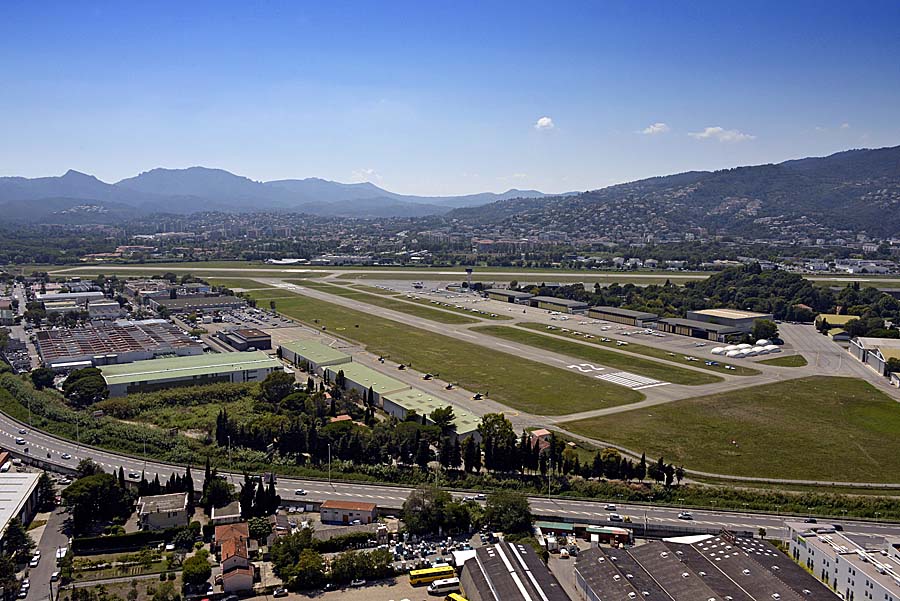 06cannes-aeroport-6-0714