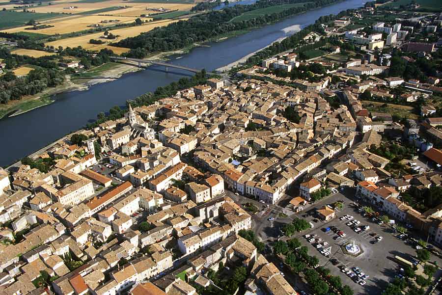 07bourg-saint-andeol-6-e95