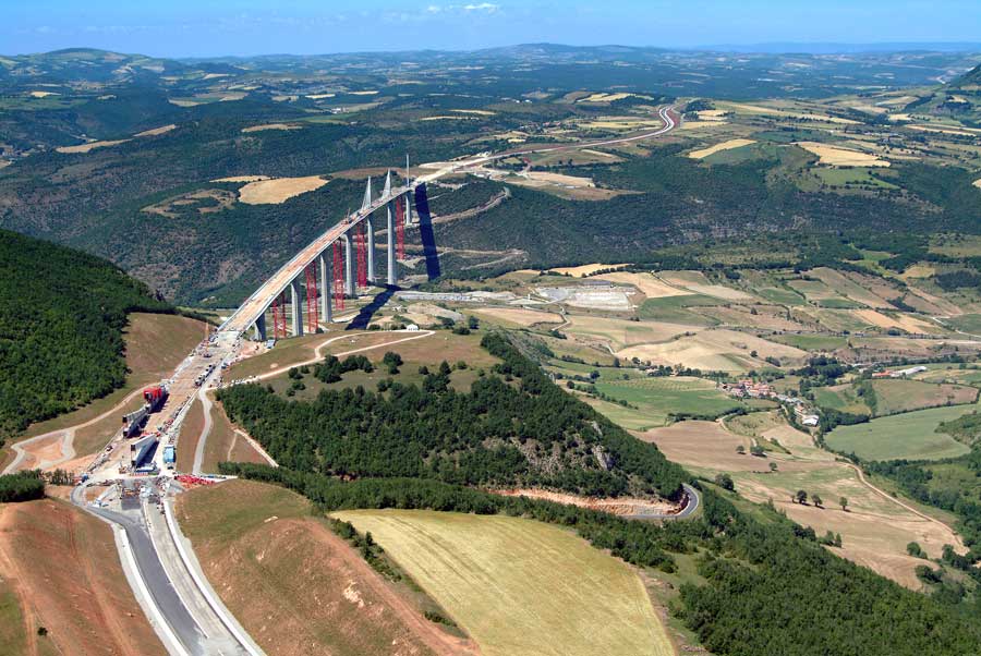 12viaduc-millau-1-0604