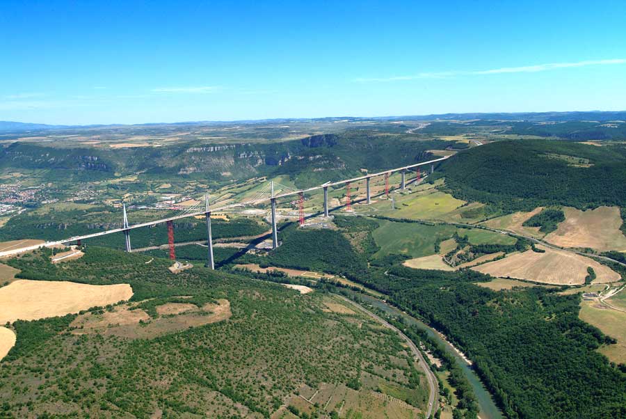 12viaduc-millau-3-0604
