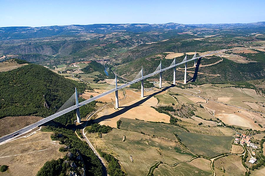 12viaduc-millau-9-0909