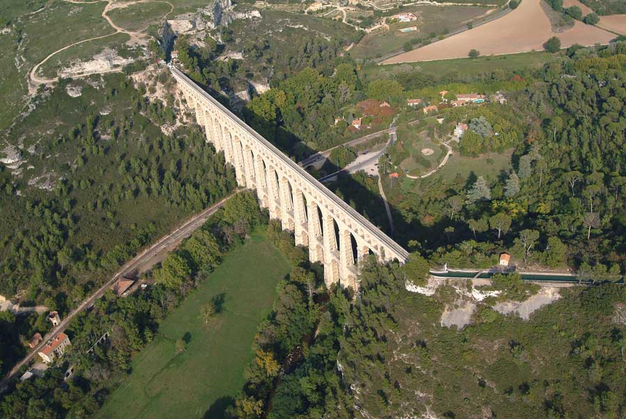 13aqueduc-ventabren-11-0904