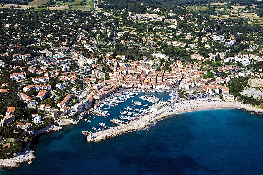 13cassis-10-0409