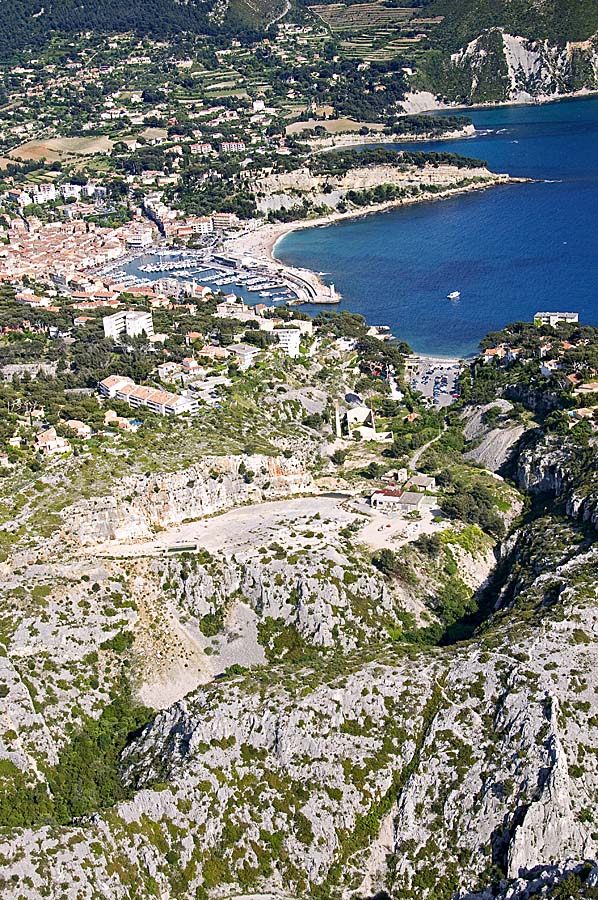 13cassis-77-0409