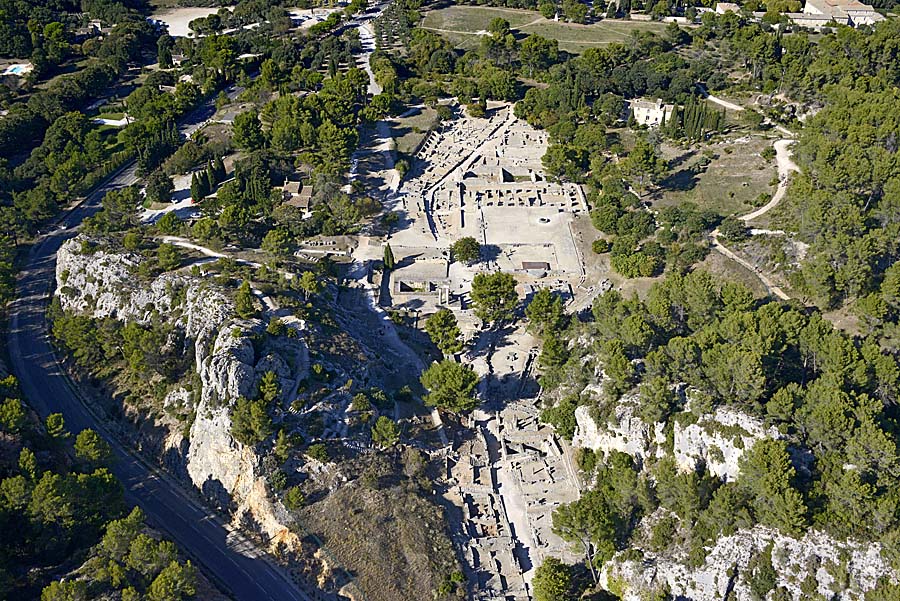 13glanum-19-1018