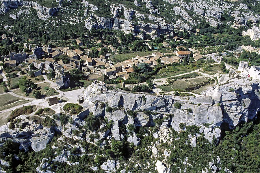 13les-baux-de-provence-14-e03