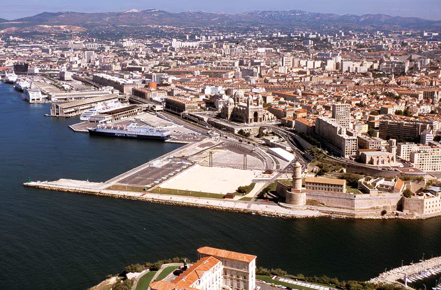 13marseille-port-1-e03