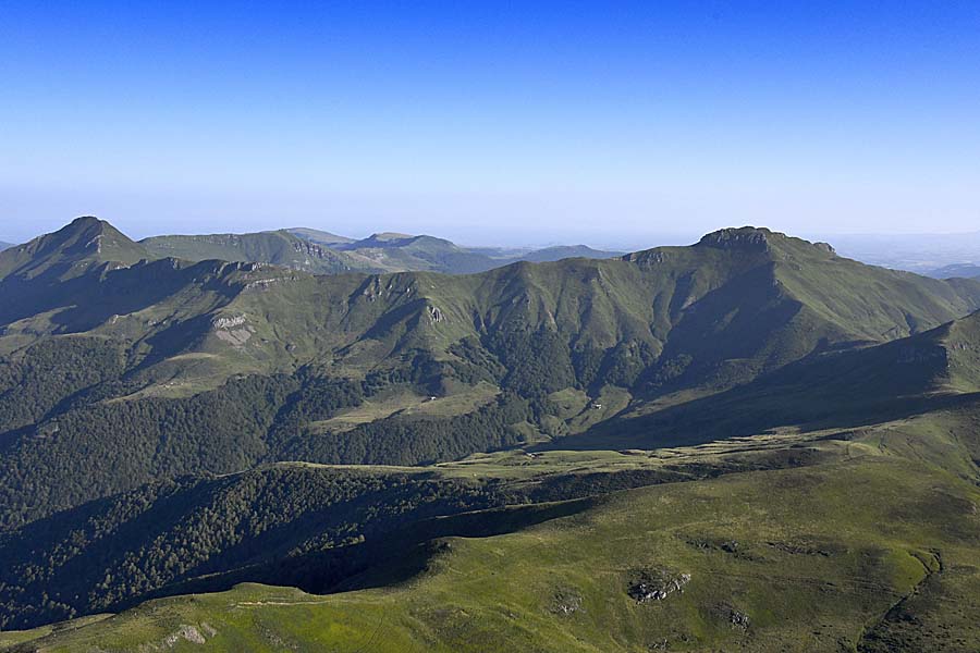 15les-monts-du-cantal-1-0721