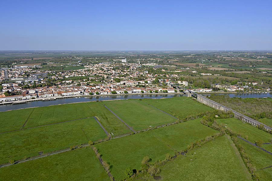 17tonnay-charente-8-0414