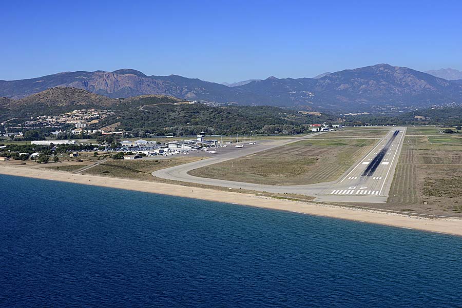 20aeroport-ajaccio-2-0913