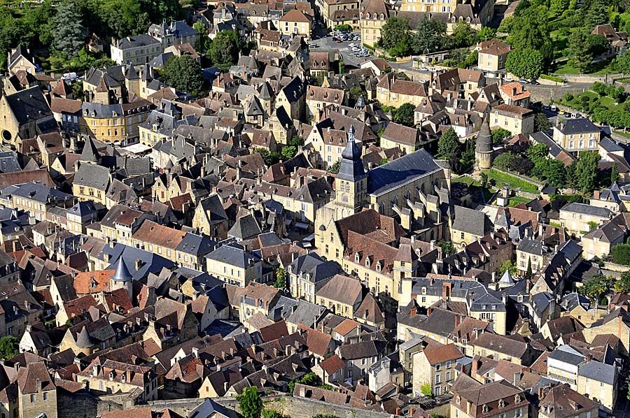 24sarlat-68-0610