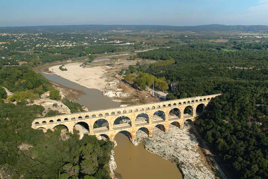 30le-pont-du-gard-2-1003