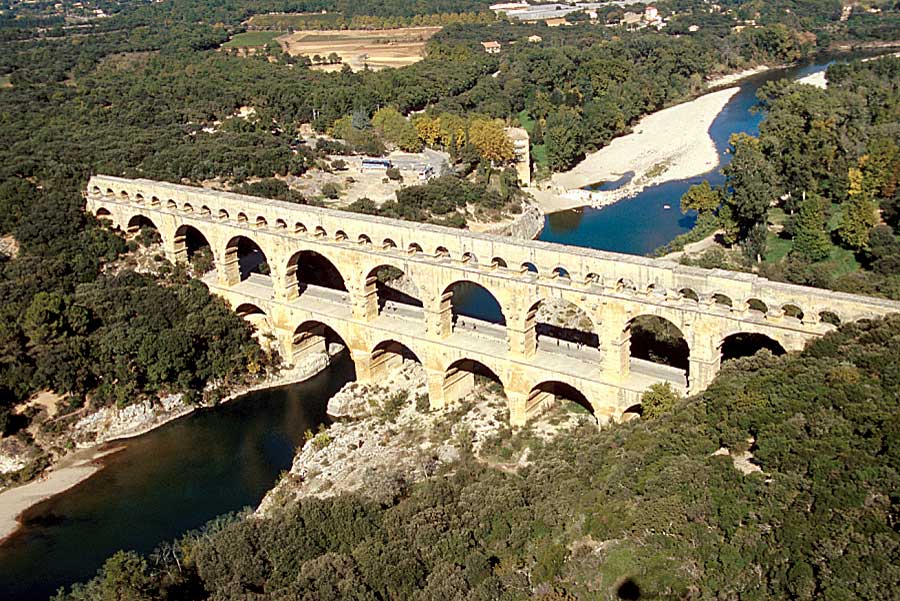 30le-pont-du-gard-2-e98