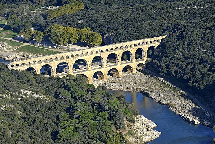 30le-pont-du-gard-3-1014