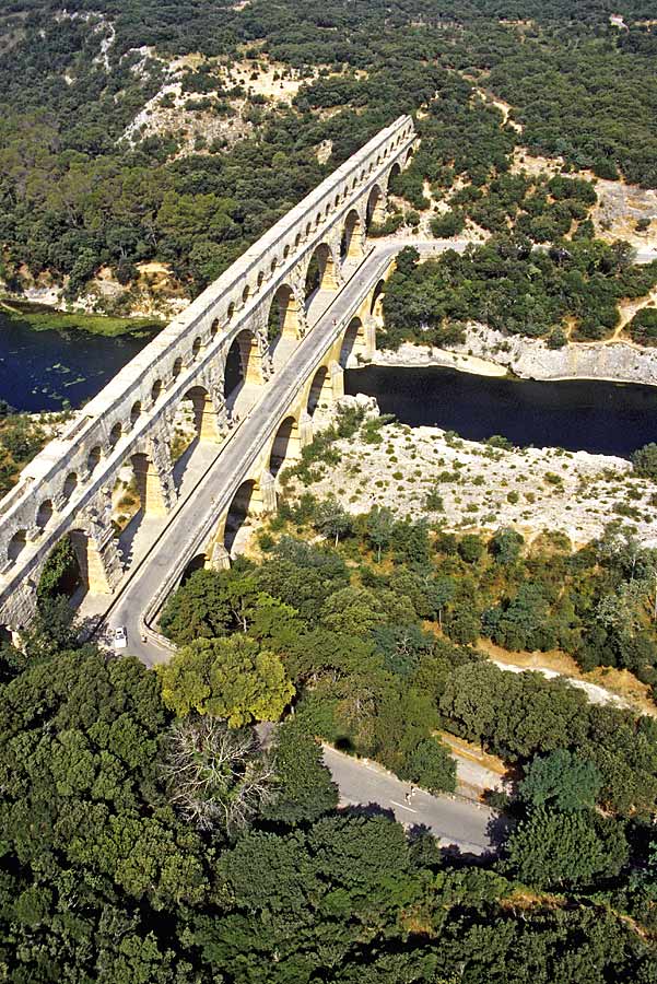 30le-pont-du-gard-4-e95