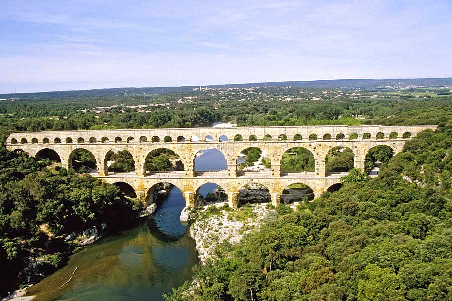 30le-pont-du-gard-5-e02