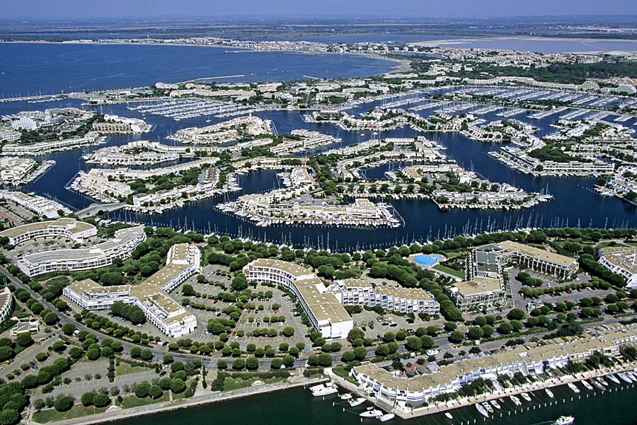 30port-camargue-2-e00