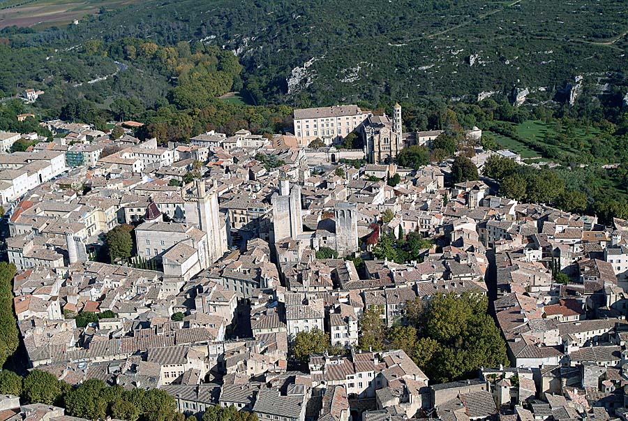 30uzes-10-1003