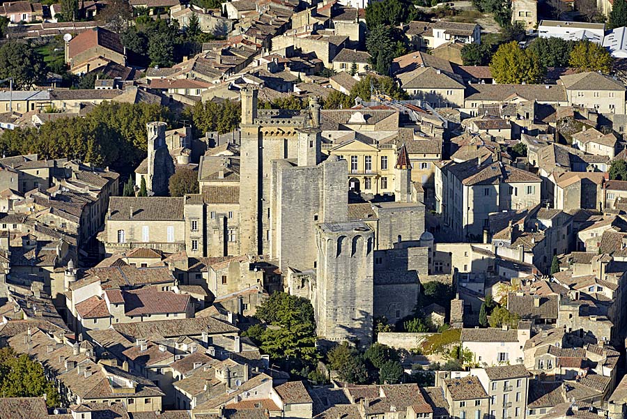 30uzes-23-1014