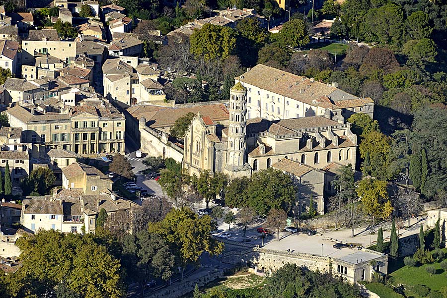 30uzes-24-1014