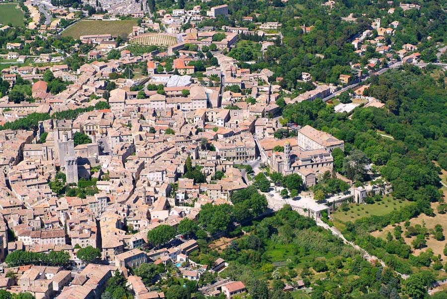 30uzes-3-0506