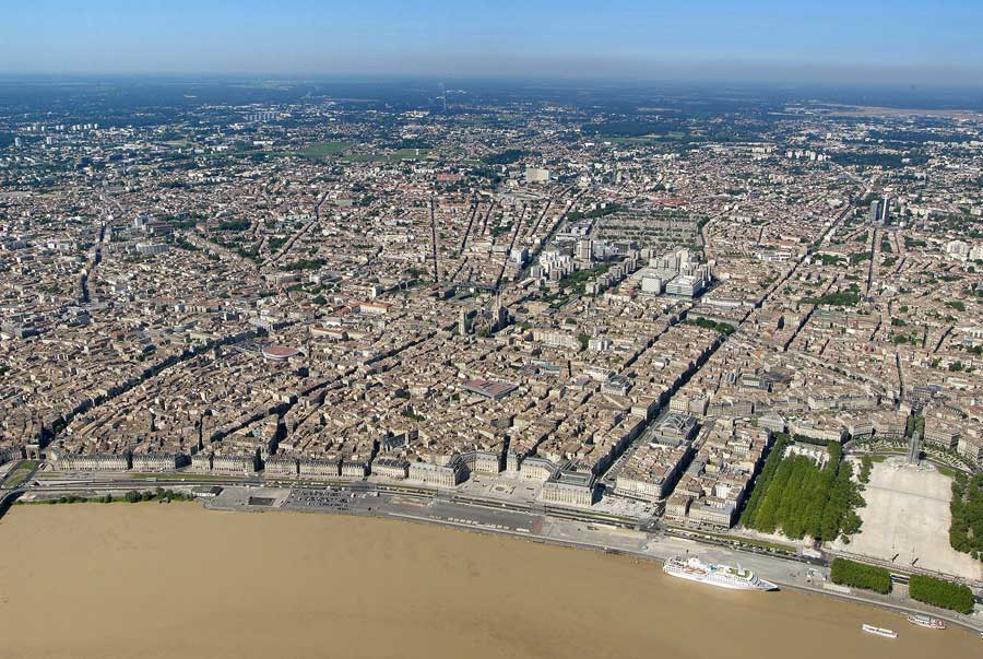 33bordeaux-77-0605