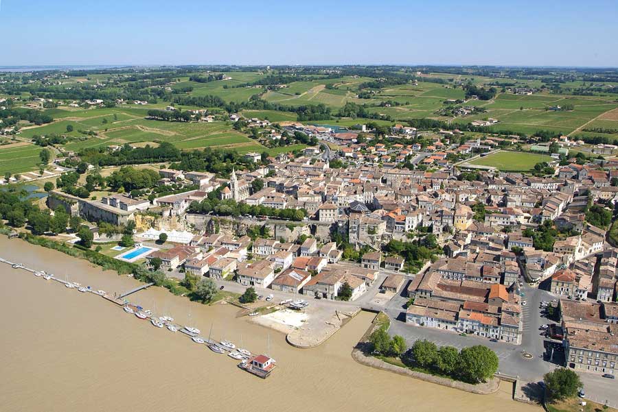 33bourg-sur-gironde-28-0605