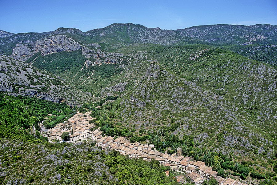 34saint-guilhem-le-desert-10-e01