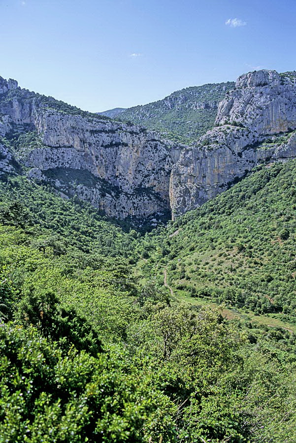 34saint-guilhem-le-desert-15-e01