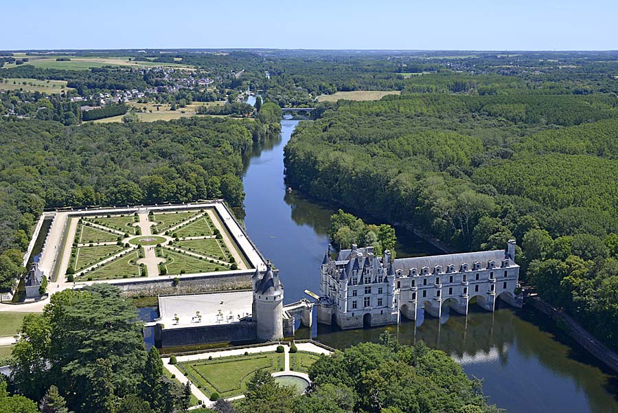 37chateau-de-chenonceau-1-0720