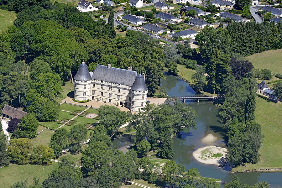 37chateau-de-la-cour-au-berruyer-4-0720