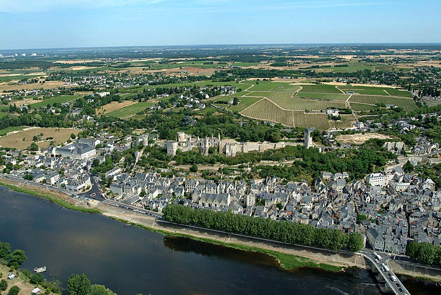 37chinon-11-0704