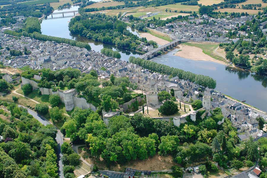 37chinon-31-0704