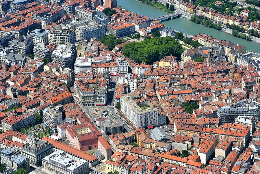 38grenoble-109-0707