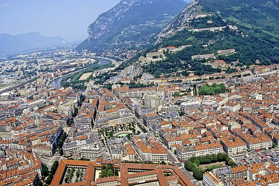 38grenoble-7-e95