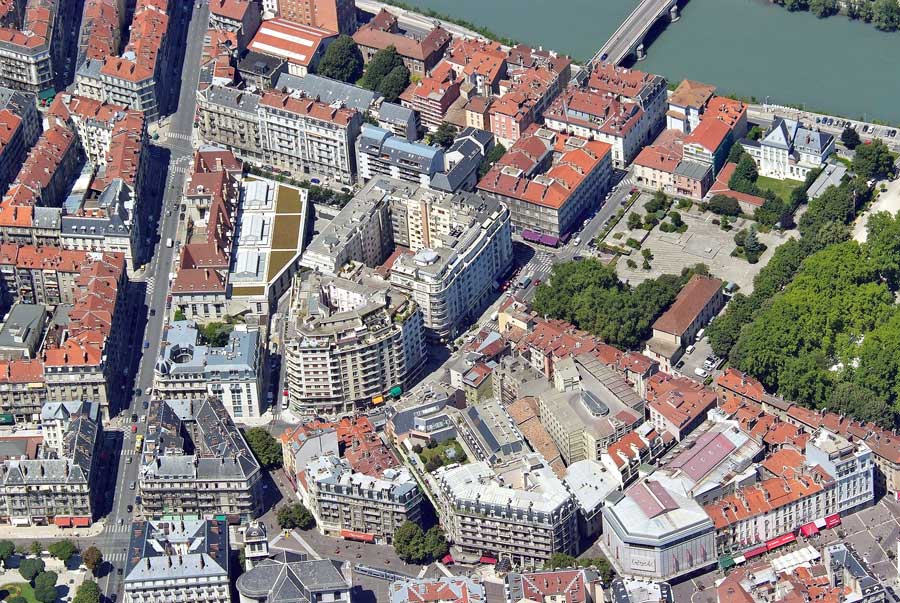38grenoble-73-0707