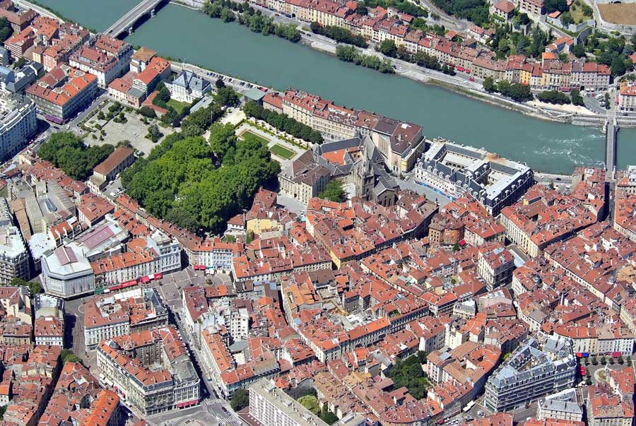 38grenoble-75-0707