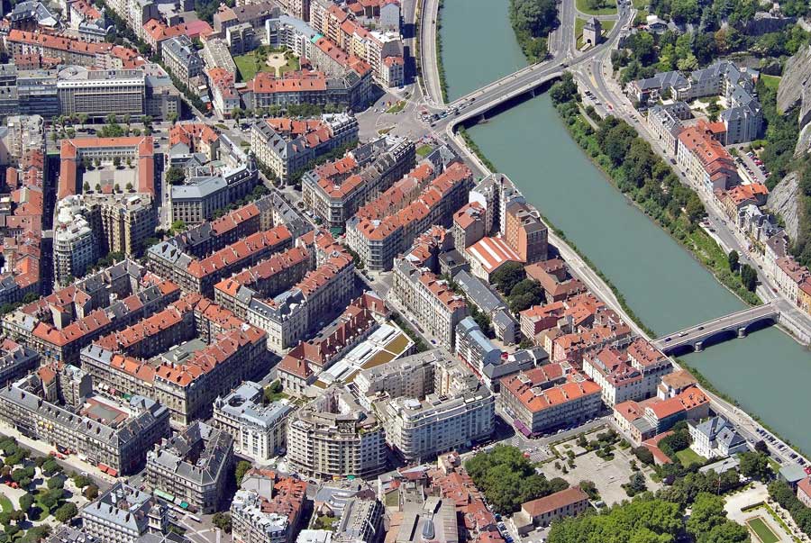 38grenoble-78-0707