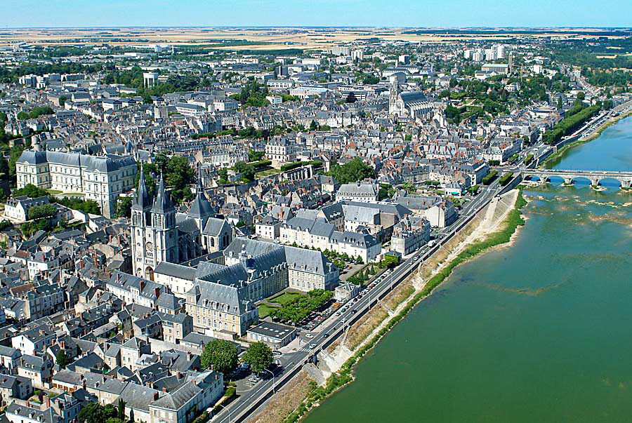 41blois-11-0704