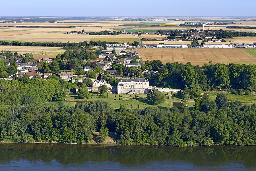 41chateau-de-saint-denis-sur-loire-2-0720